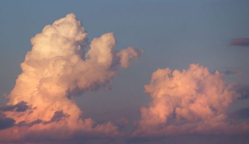 Pareidolia en las nubes