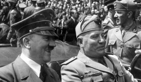 Benito Mussolini y Hitler