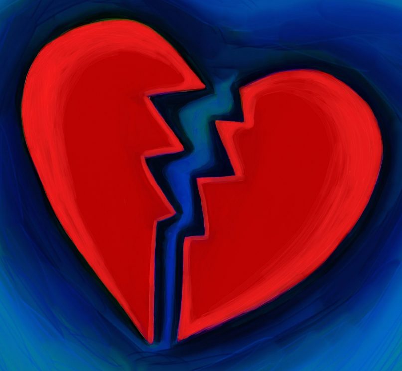 Corazón partido en dos partes