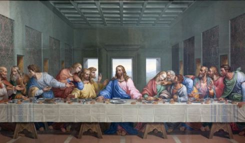 La última cena de Jesús con sus 12 apóstoles