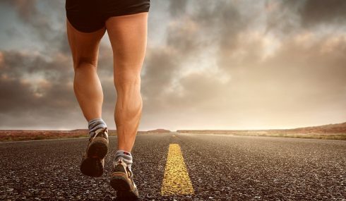 Correr deporte carrera piernas