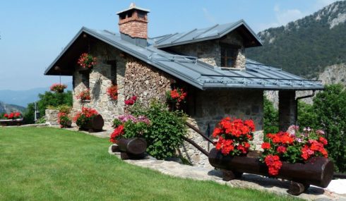 Casa y jardín